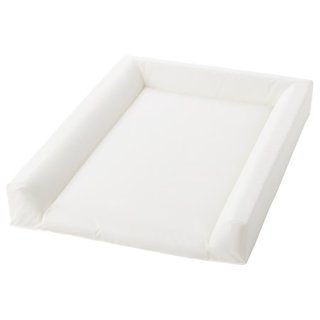 Cómoda cambiador bebé de Ikea