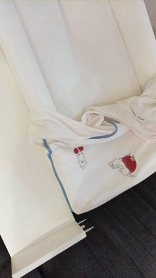 Comodino con fasciatoio per bambini di Ikea