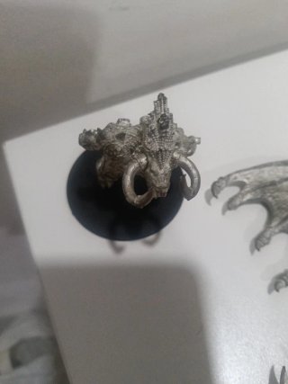Warhammer Metal Miniaturas Hacha Alas