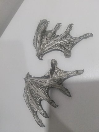 Warhammer Metal Miniaturas Hacha Alas