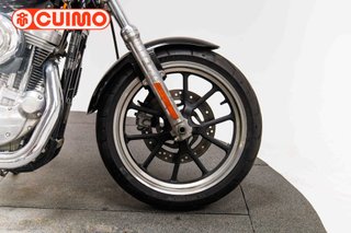 HARLEY DAVIDSON SPORTSTER 883 SUPERLOW