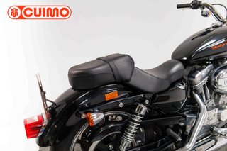 HARLEY DAVIDSON SPORTSTER 883 SUPERLOW