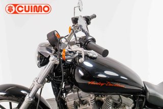 HARLEY DAVIDSON SPORTSTER 883 SUPERLOW