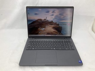 pc portatil dell pro max 16