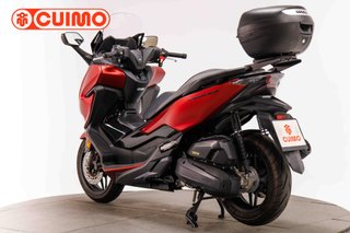 HONDA FORZA 125