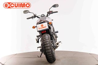 YAMAHA XSR 700