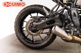 YAMAHA XSR 700