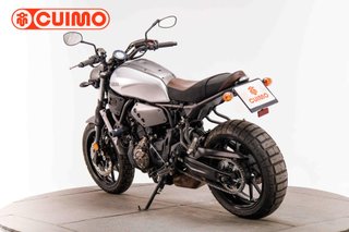 YAMAHA XSR 700