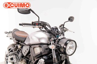 YAMAHA XSR 700