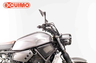 YAMAHA XSR 700
