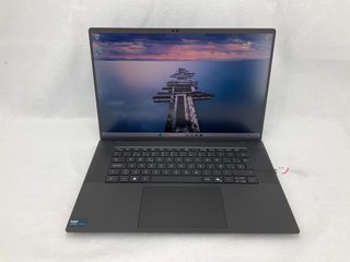 pc portatil dell precision 5690
