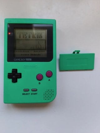 Game Boy Pocket emerald green