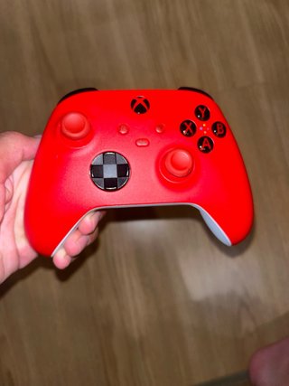 Xbox One S Blanca con mando y cables incluido
