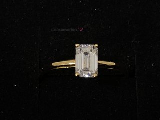 sortija oro 18k con piedra con diamante de laboratorio