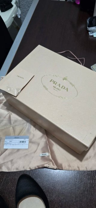 Zapatos de tacón PRADA negros