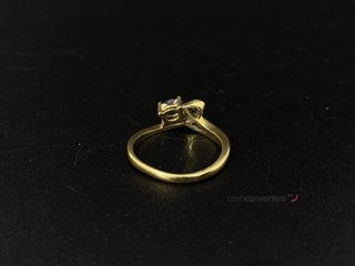 anillo oro 18k con piedra
