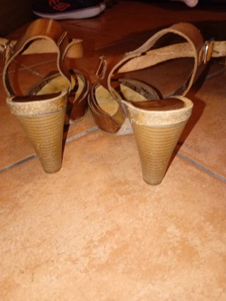 Sandali donna in cuoio marrone