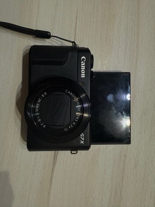 Canon G7X Mark II