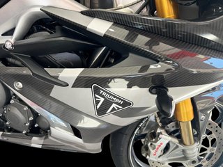 Triumph Daytona Moto2 765