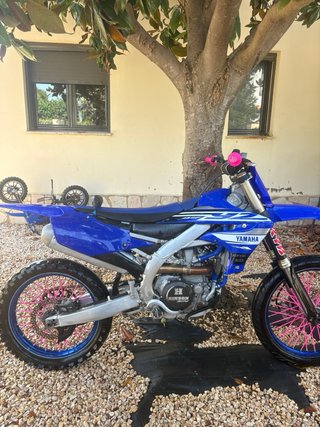 Yamaha YZF 450 Azul