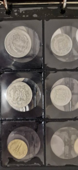 Lote 150 monedas latam siglo XX