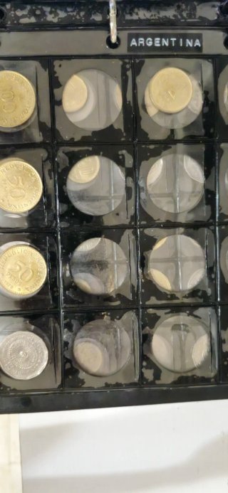 Lote 150 monedas latam siglo XX