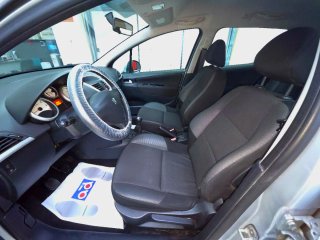 PEUGEOT 207 100.000KLM