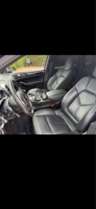 Porsche Cayenne 2012