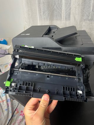 Impresora Brother MFC-L2800DW - Sin Tinta