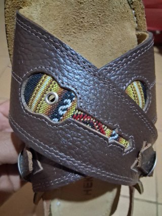 Sandalia Andina Peruana hecha de piel