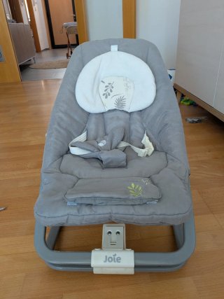 Amaca para bebé Joie gris