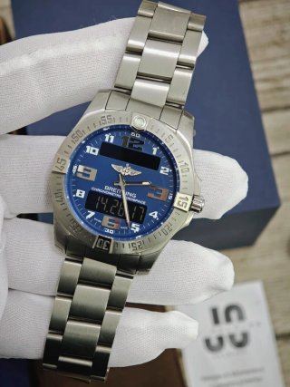 Reloj Breitling Professional Aerospace EVO E793631