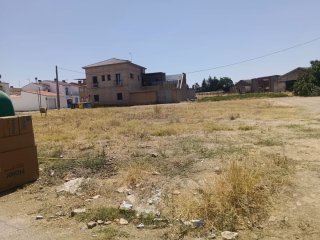 Se vende terreno en trujillanos..