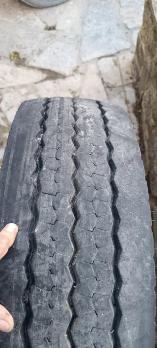 Rueda Camión 245/70 R17.5