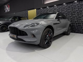 Aston Martin DBX 2022