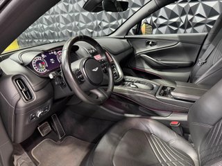 Aston Martin DBX 2022