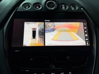 Aston Martin DBX 2022