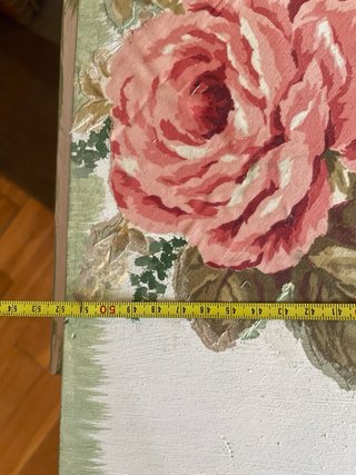 Cassetta vintage rivisitata con Rose Rosa e Verdi