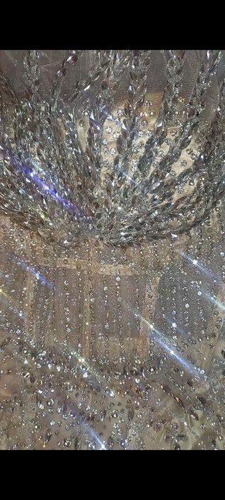 Vestido de fiesta dorado y plateado piedras crista