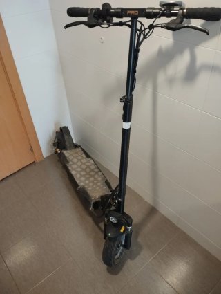 Patinete eléctrico Speedway Pro muy bien cuidado