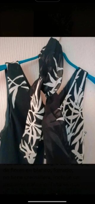 Vestido negro floreado
