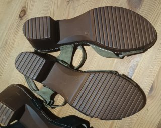 Sandalias de cuña Talla 40 Marca Corina