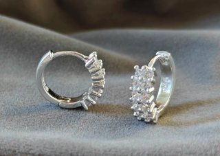 Set di 8 gioielli