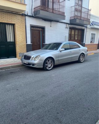 Mercedes-Benz Clase E 2002