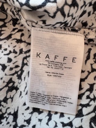 Abito Kaffe viscosa fantasia nero/bianco tg M