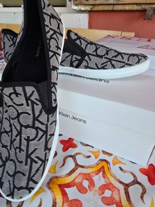 Scarpe Calvin Klein Slip On uomo SONO IN FERIE