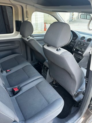 Volkswagen Caddy 2012