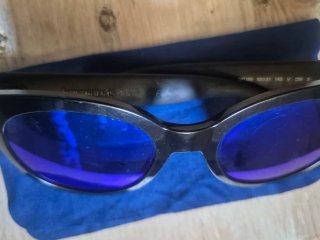 Occhiali da sole Havaianas neri con lenti blu