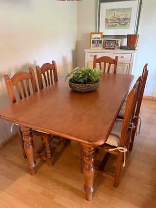 Conjunto de 6 sillas de madera