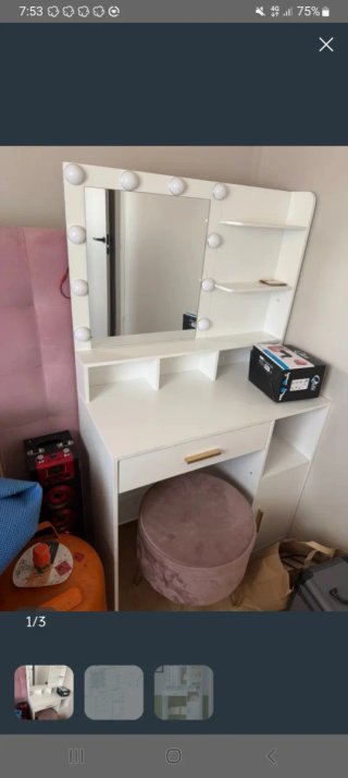 Toeletta per trucco con specchio e cipria
